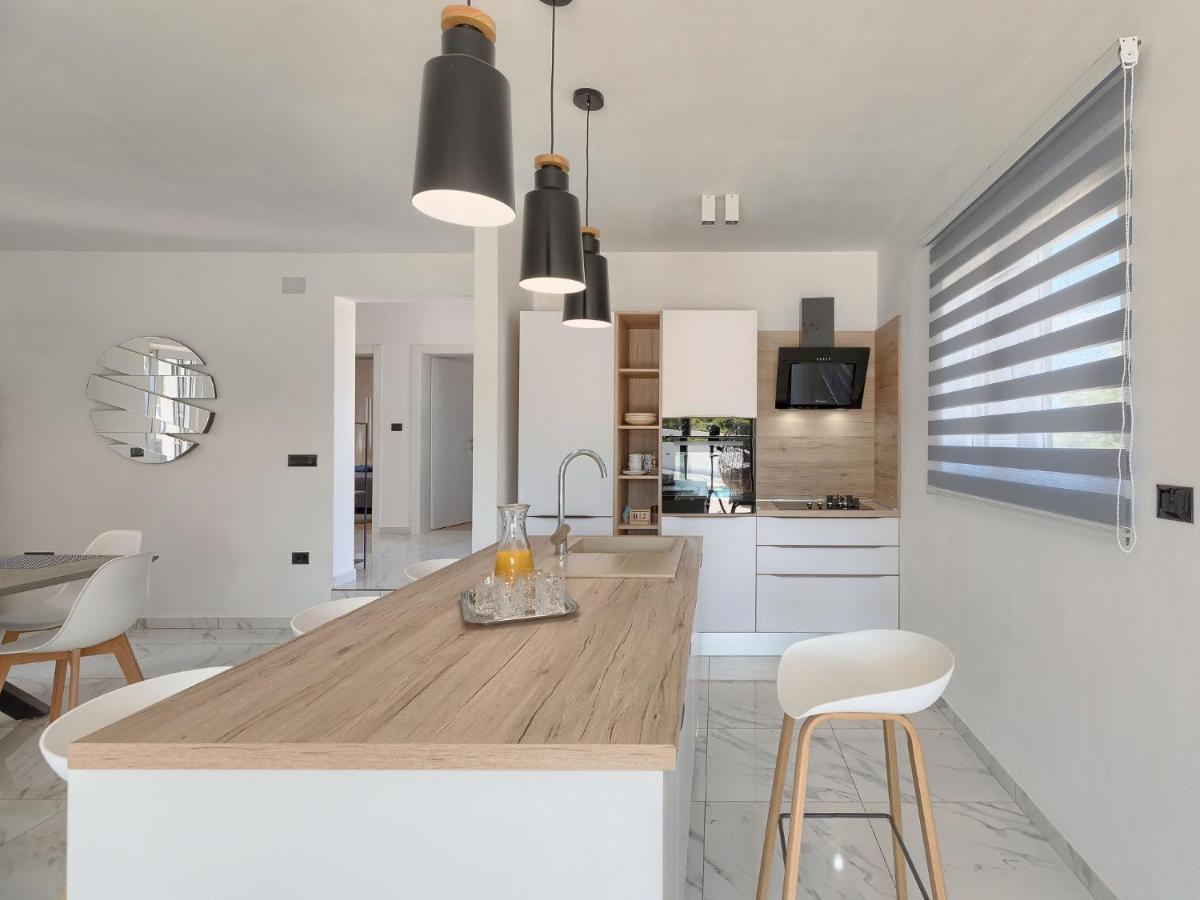 Villa Vine By Interhome Marčana エクステリア 写真
