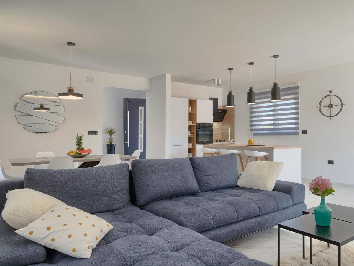 Villa Vine By Interhome Marčana エクステリア 写真